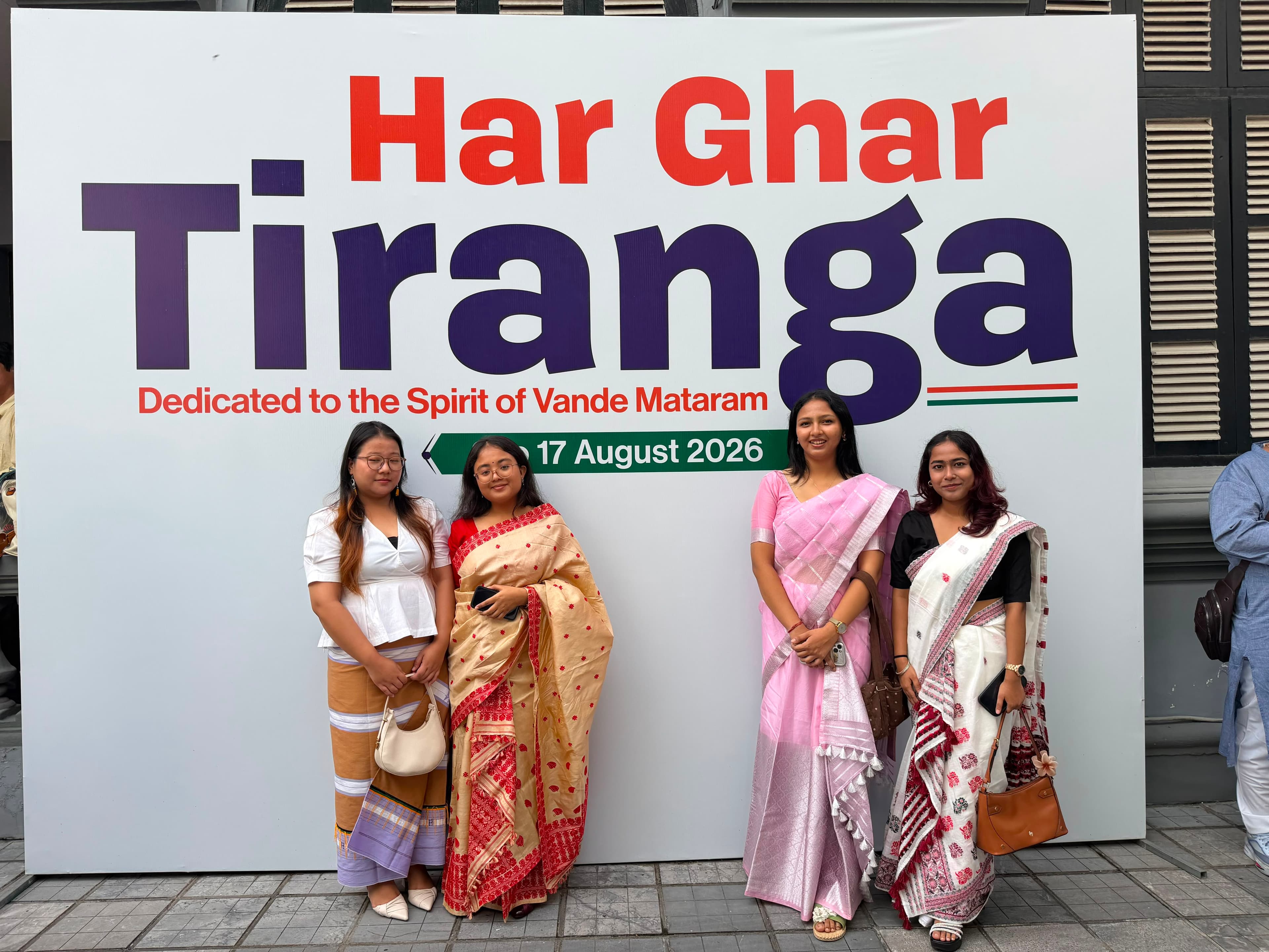 Aieraa students at the Har Ghar Tiranga backdrop during Independence Day at the Embassy of India, Hanoi